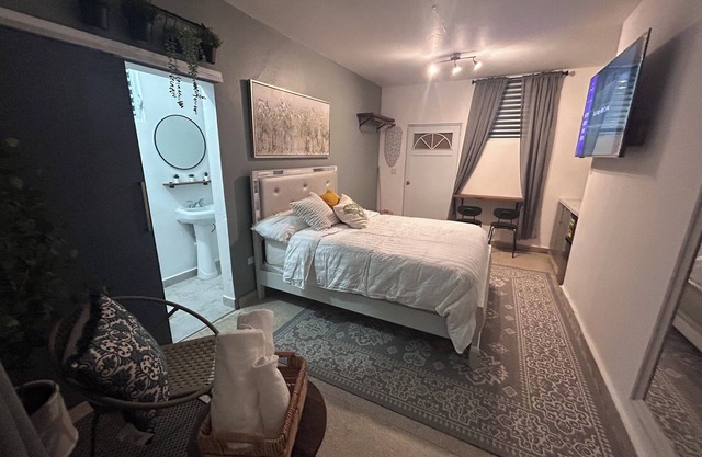 Beverlysixtyfive Cozy Aparment