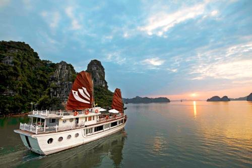 Bhaya Legend Cruises