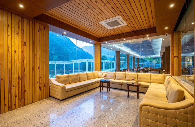 Bhotekoshi Heli Resort and Spa