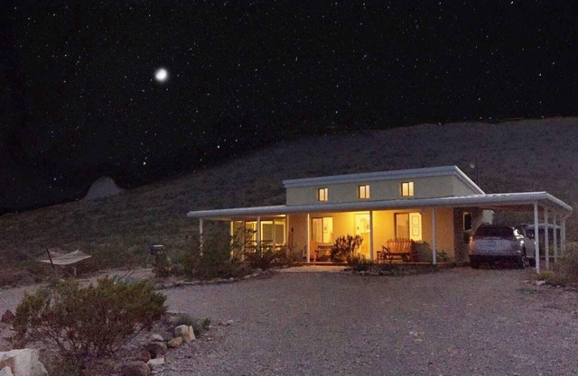 Big Bend Getaway: Classic Adobe with Modern Flair