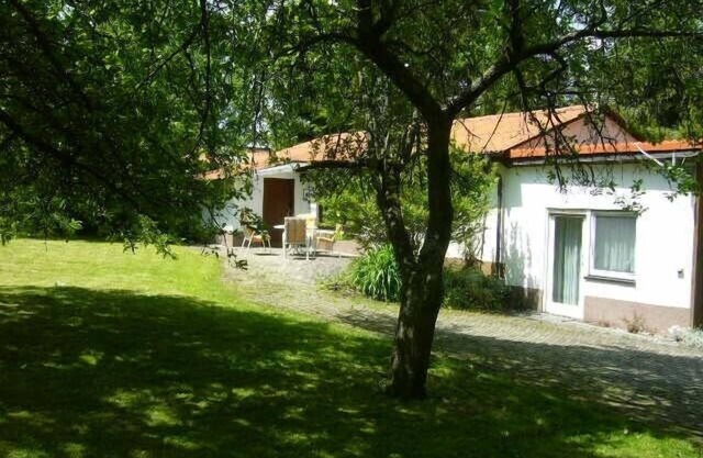 Bisingen, idyllic detached house with garden, fenced, pets allowed
