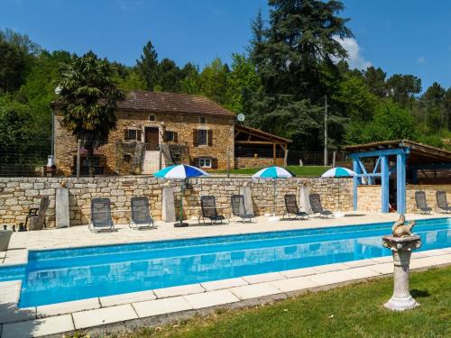 Blanquefort Hill Retreat