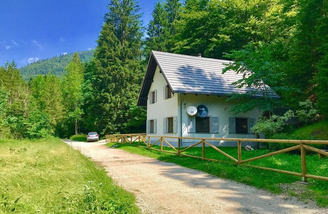Bled Area - Gorgeous Cottage with Swimming lake