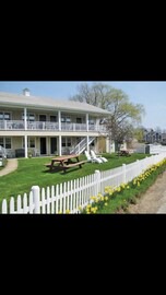 Block Island Resort - Great Location, sleeps 4