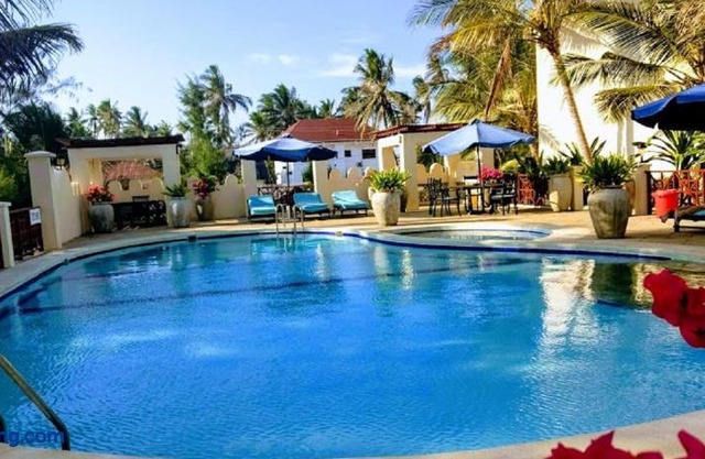 Blue Bay Cove, Penthouse 4