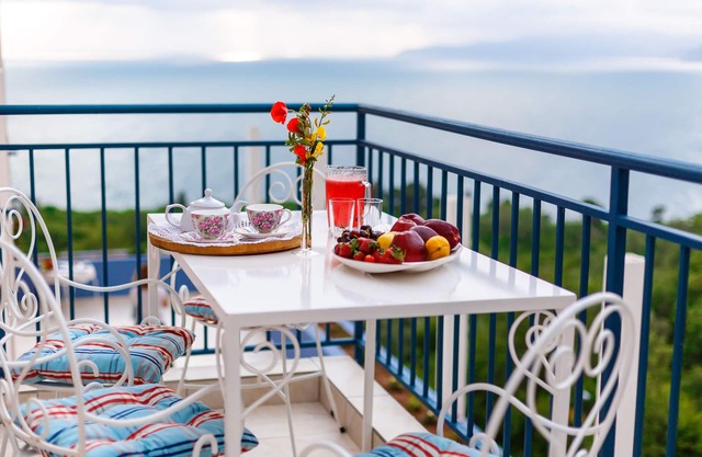 Blue Mediterranean with stunning sea view,one bedroom ,private parking