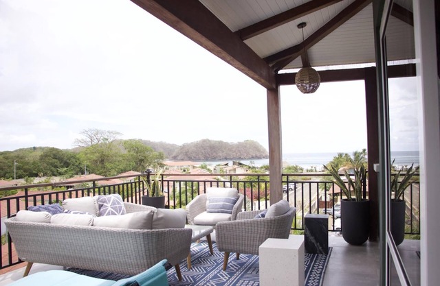 BLUE VISTA - 3BR PENTHOUSE A @BLUEVENAO