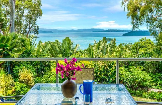 Blue Water Views Apartments