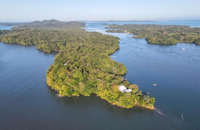 Boca Brava Lodge