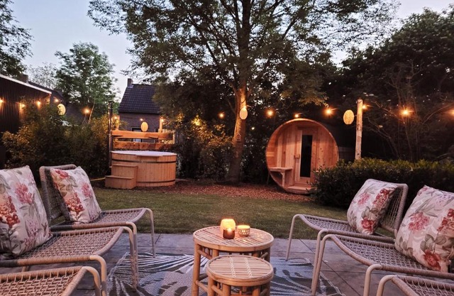 Bohemian Wellness met hottub & sauna