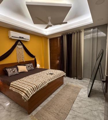 Boho Vibes Spacious Private Cozy space in Delhi