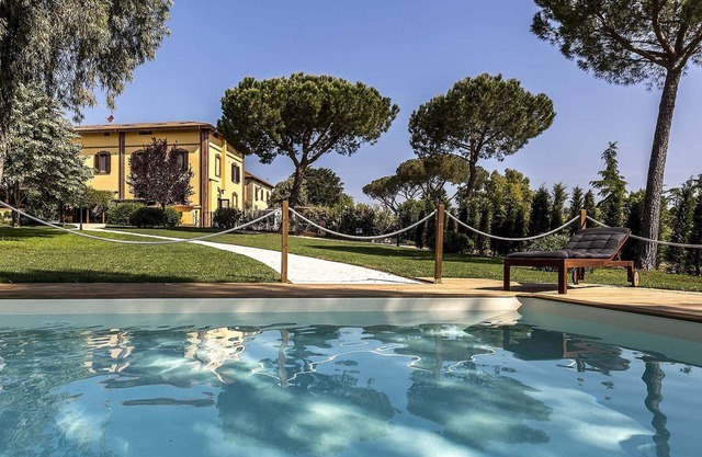 BOMA COUNTRY HOUSE