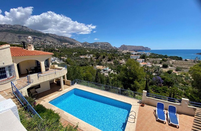 Bougainvillea to Atenea and the Mediterranean.