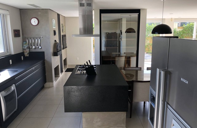 450sqm House in Beach Village