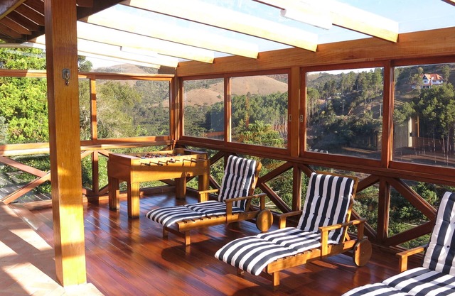 BEAUTIFUL HOME IN CONDOMINIUM CLOSED WITH SECURITY IN JORDAN FIELDS- 8KM CENTRO