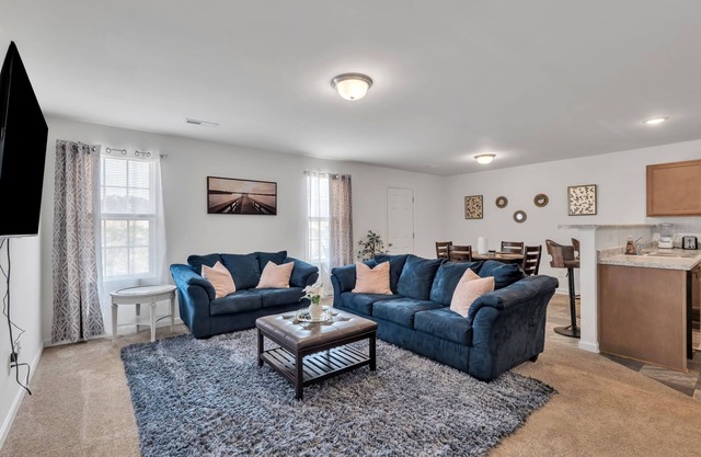 Brand new 2025 4 Bedroom Home–Prime Greensboro Location Near Coliseum & Downtown