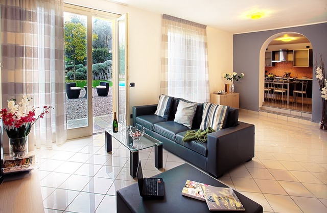 Brand New Apartments in a Tranquil Setting - Griante Apt 4, 3 Bedrooms, Sleeps 6