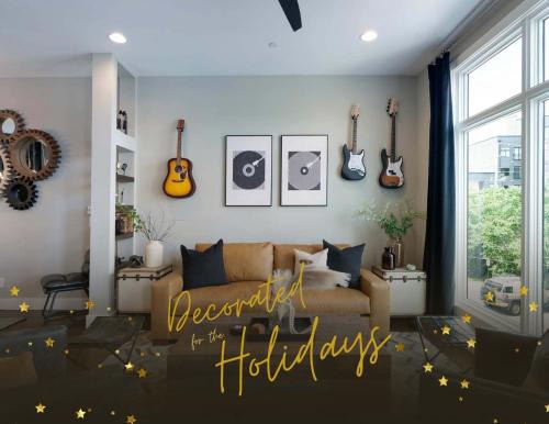 Brand New Elegance Rooftop Views of Nashville