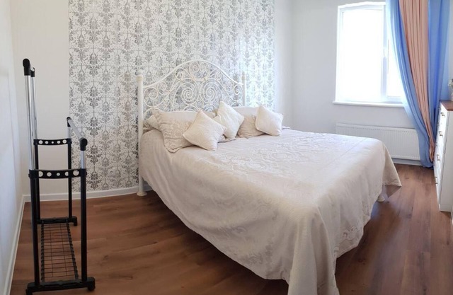 Brand new flat in park area, close to city Center
