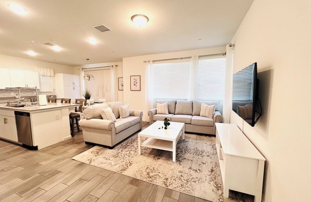 Brand New, Modern Home In Fresno/Clovis