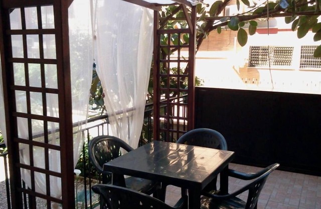 BREEZE MARINA BRAND NEW APARTMENT WITH PRIVATE GARDEN AND PARKING SPACE