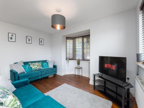 Bright 3 Bed House For 5- City Central - Free Parking