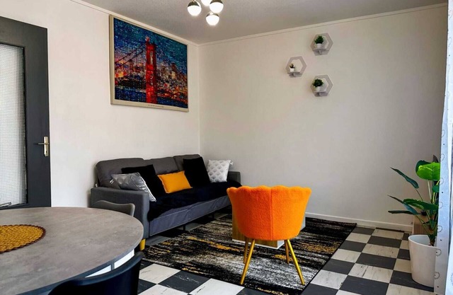 Bright and welcoming fully-equipped T3 apartment