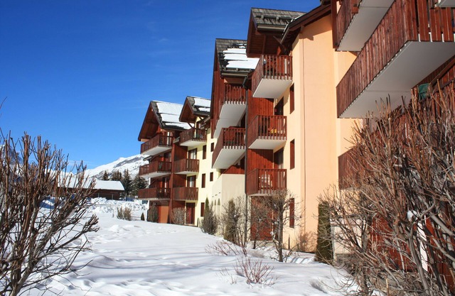 Bright apartment close to the slopes Résidence Alpaga