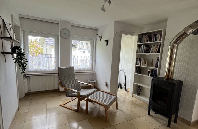 Bright apartment for vacation in the countryside - with fireplace