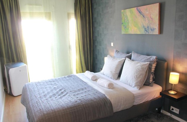 Bright Apartment in Entrecampos