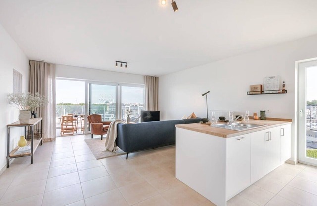 Bright Harbor View Apartment in Zeebrugge