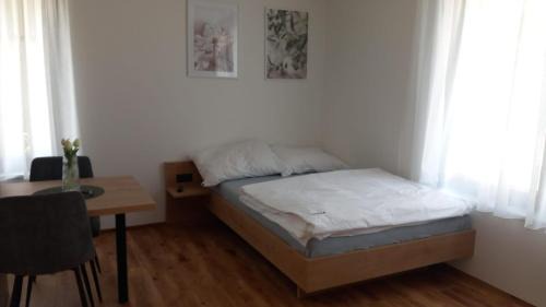 Bright & Modern Studios in Haselstauden