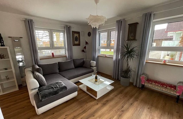 Bright, spacious, cozy vacation apartment in Dießen, large balcony, parking spaces