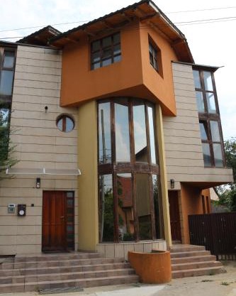 BRISO Apartments