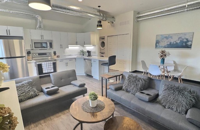 Brooklynn Suite Pet Friendly