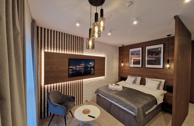 Brossa Apartments, 24h self check in, Klima, AirCond