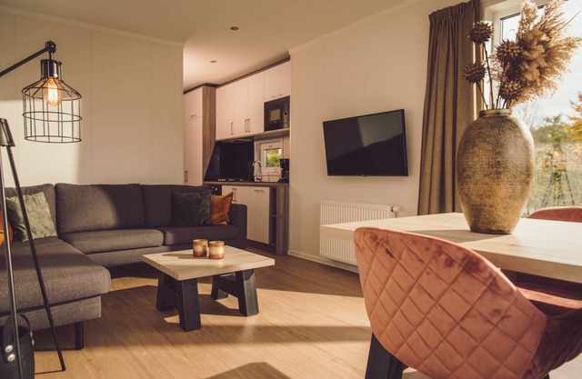 Bungalow ∙ 2 bedrooms ∙ 4 guests