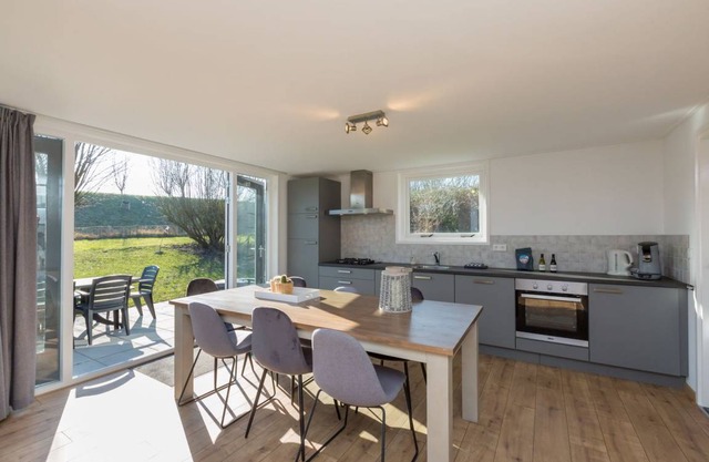 Holidayhouse Inlaag Wolphaartsdijk 