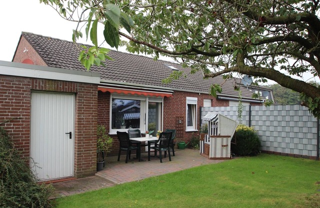 Bungalow in Berumbur nahe Norddeich Strand