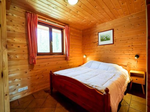 Bungalow in Holten near Forest Trails