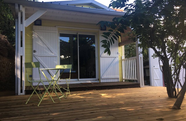 Bungalow with shared pool in Les Avirons