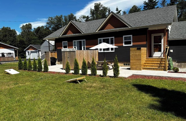 By the Beach - Unit BnBeautiful Beachside Retreat