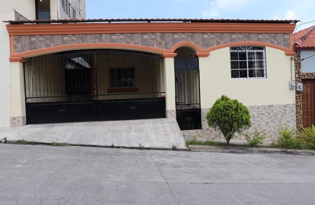Céntrica Casa Completa