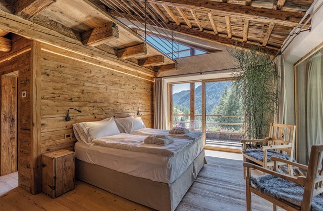 Chalet Cesa del Louf by Fantasia Villas