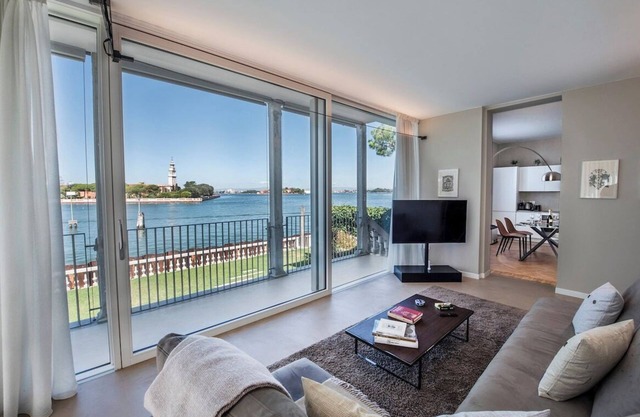 Ca' delle Contesse Elegant 2BR apartment in Liberty villa spectacular view!