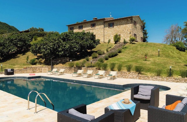 Ca Quattrocchi 10&3 by Marche Holiday Villas