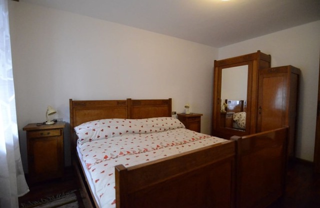 Cà Vallesella A: apartment three beds near to the center with wi-fi