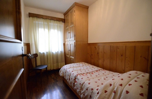 Cà Vallesella B: apartment 3 beds near the centre with wifi