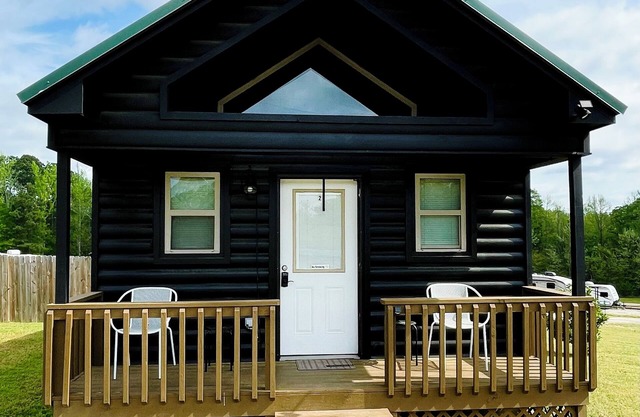Cabin #2 1 mi to DeGray Lake