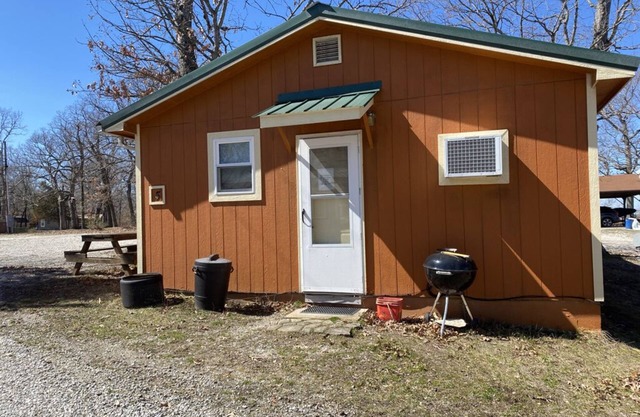 Cabin 5 -Reel and Trigger